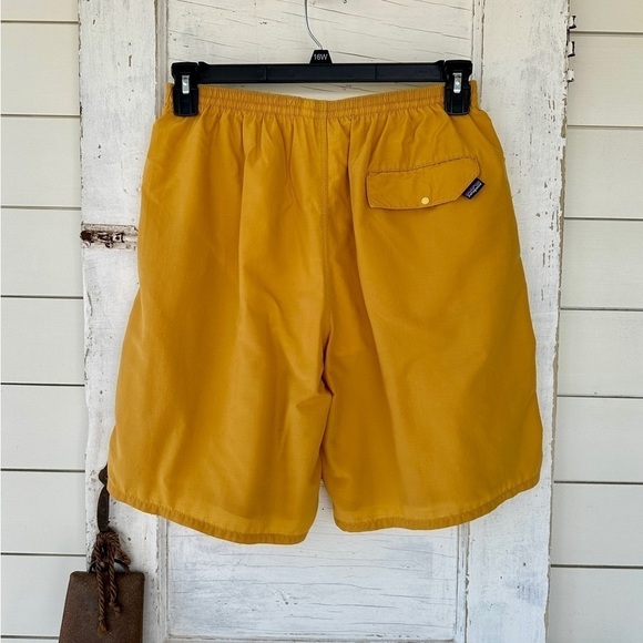 PATAGONIA, MENS, RELAXING & FLATTERING, SWIM TRUNKS. SIZE M - Picture 4 of 8